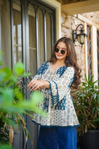 Spiting  Printed Tops